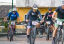Más de 100 deportistas subieron al Cerro De Cristo Rey.