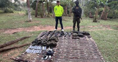 Hallan caleta de la Segunda Marquetalia en Puerto Lleras. Había fusiles, munición y un dron