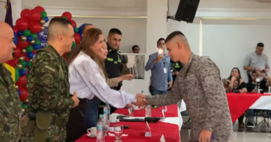 Gobernación del Meta entrega bonos de $1 millón a jóvenes que inician el servicio militar