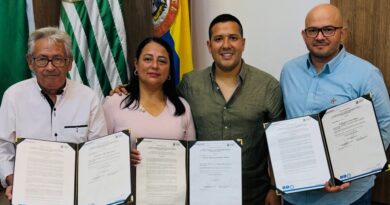 Reconocimiento en el Concejo a la Universidad Cooperativa por labor social en el barrio La Reliquia